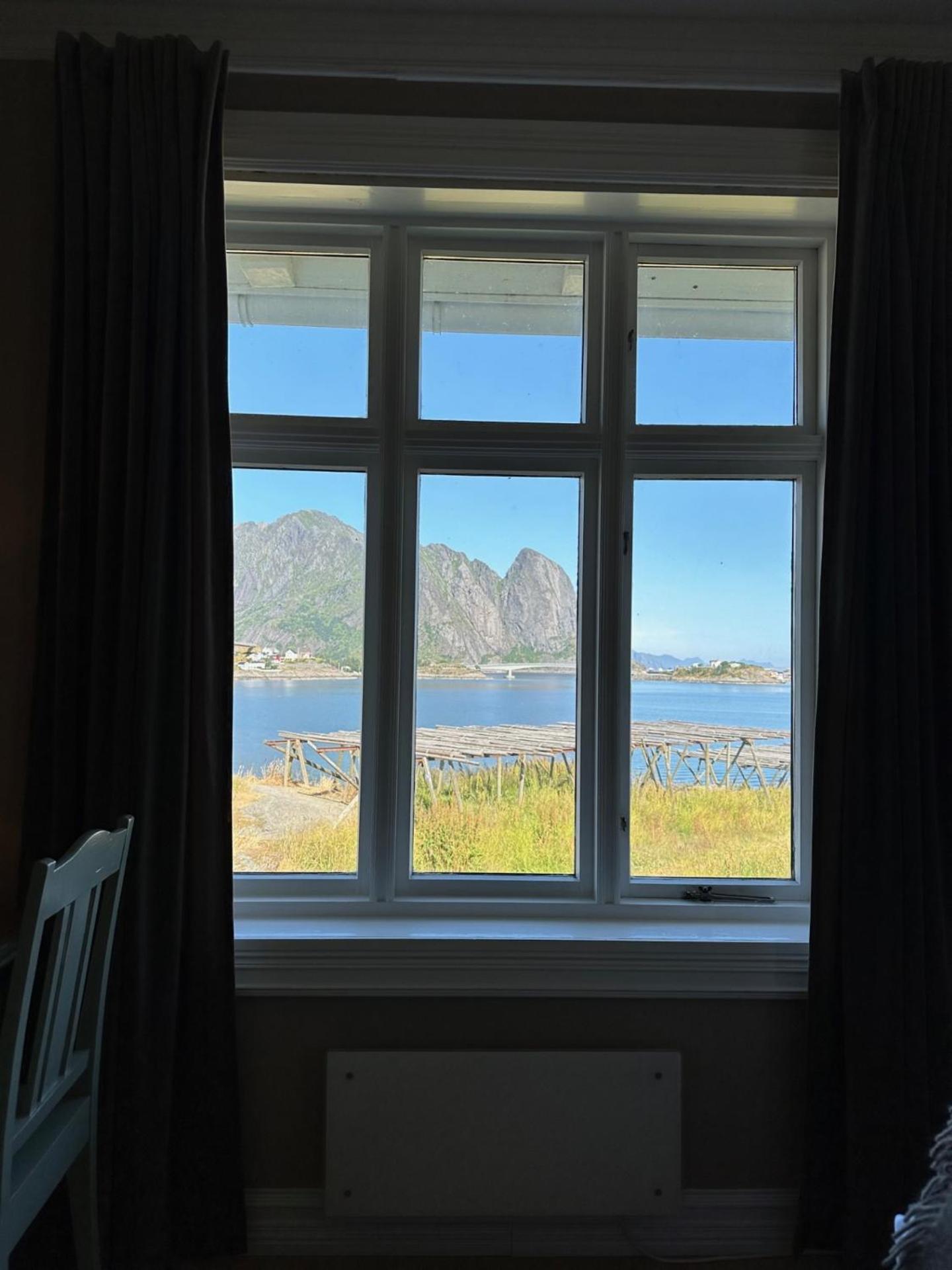Det Gamle Hotellet Guesthouse Reine Exterior photo